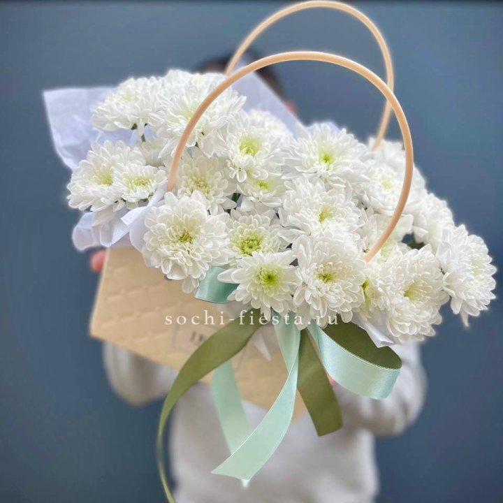 Сумочка с хризантемами в Старом Осколе