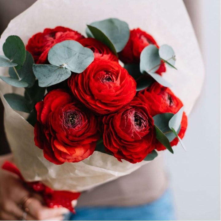 Букет ранункулюсов  в Старом Осколе