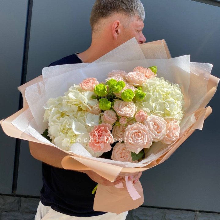 Авторский букет "Нежный крем" в Старом Осколе