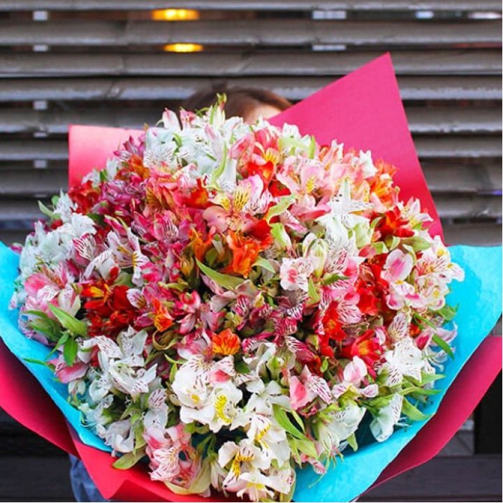 101 альстромерия в Старом Осколе