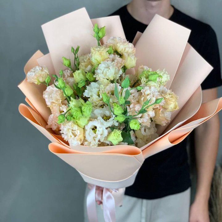 Букет эустом "Крем" в Старом Осколе