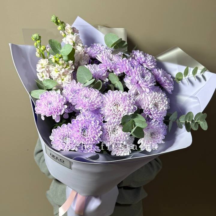 Дуо хризантема и маттиола в Старом Осколе