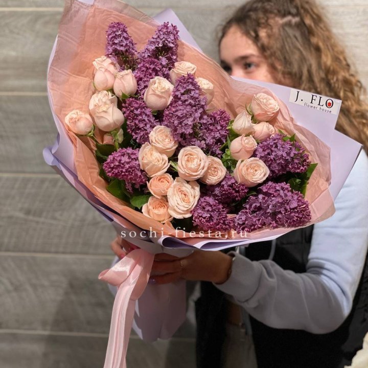 Букет "Лиловая весна" в Старом Осколе