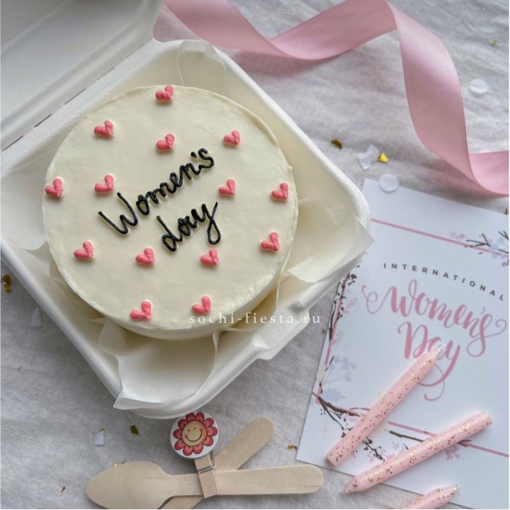 Бенто-торт "Дорогим женщинам"  в Старом Осколе