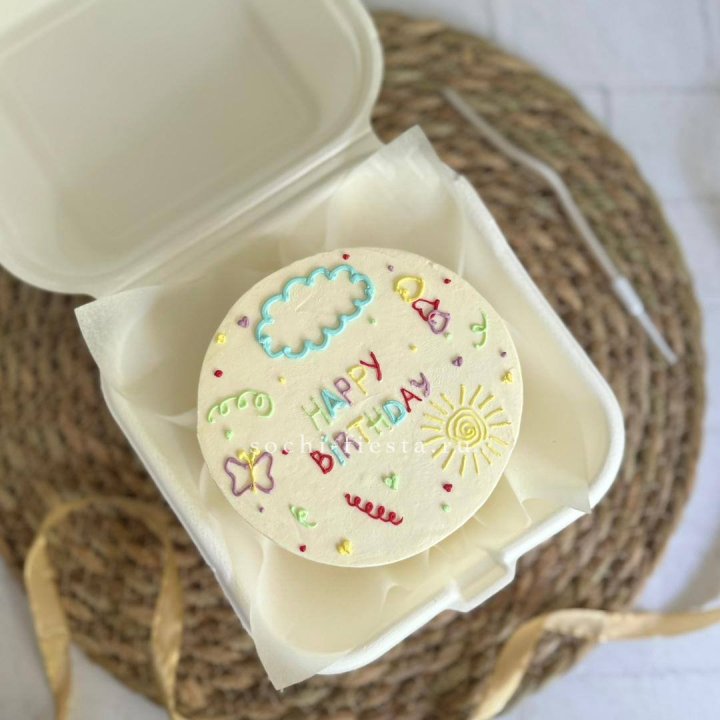 Бенто-торт "С днем рождения!"  с доставкой в Старом Осколе