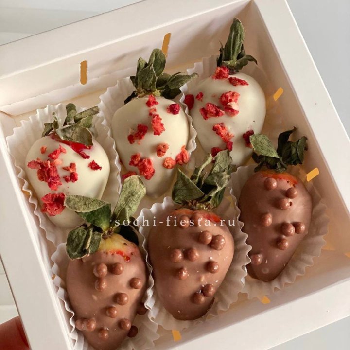 Клубника в шоколаде 6 ягод в Старом Осколе