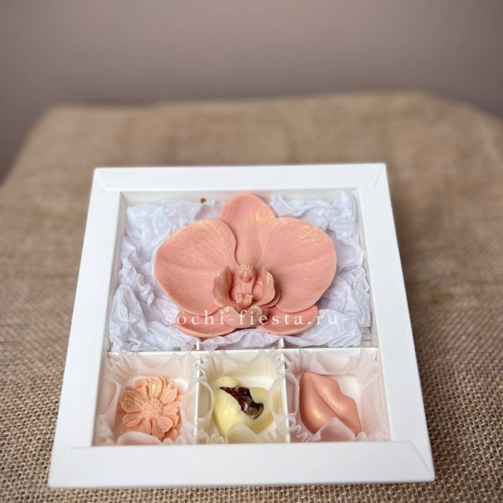Конфеты из шоколада с Орхидеей в Старом Осколе