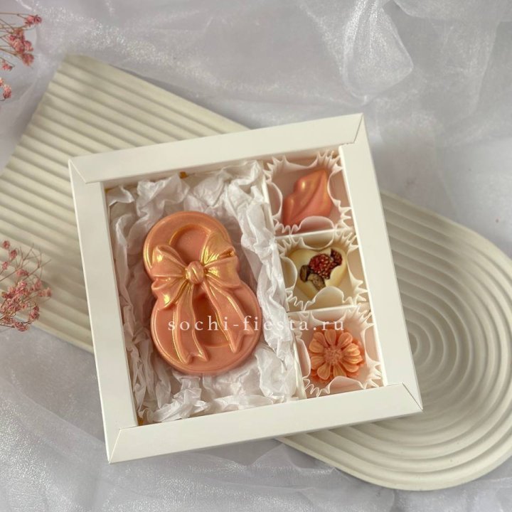 Конфеты из шоколада 8 Марта в Старом Осколе