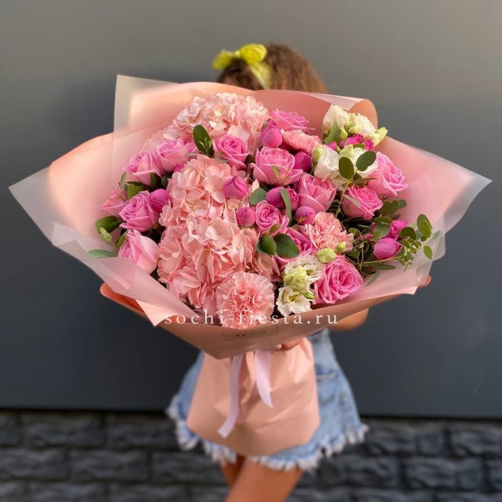 Авторский букет "Восторг" в Старом Осколе