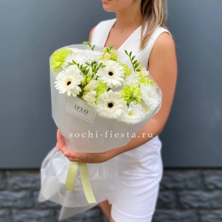 Букет "Джиржи фловерс" в Старом Осколе