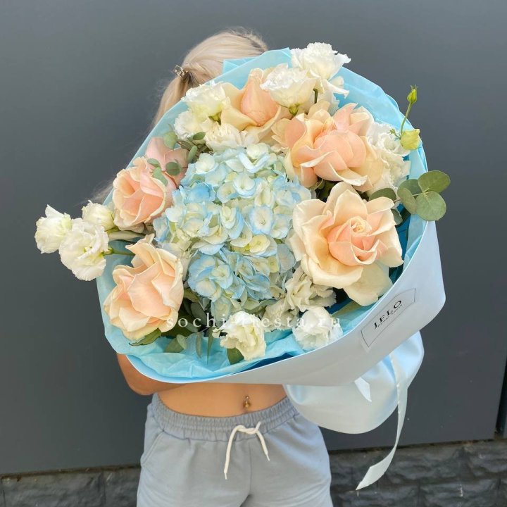 Сборный букет "Голубой закат" в Старом Осколе