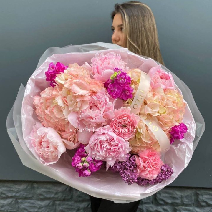  Букет "Фловер пионс" в Старом Осколе