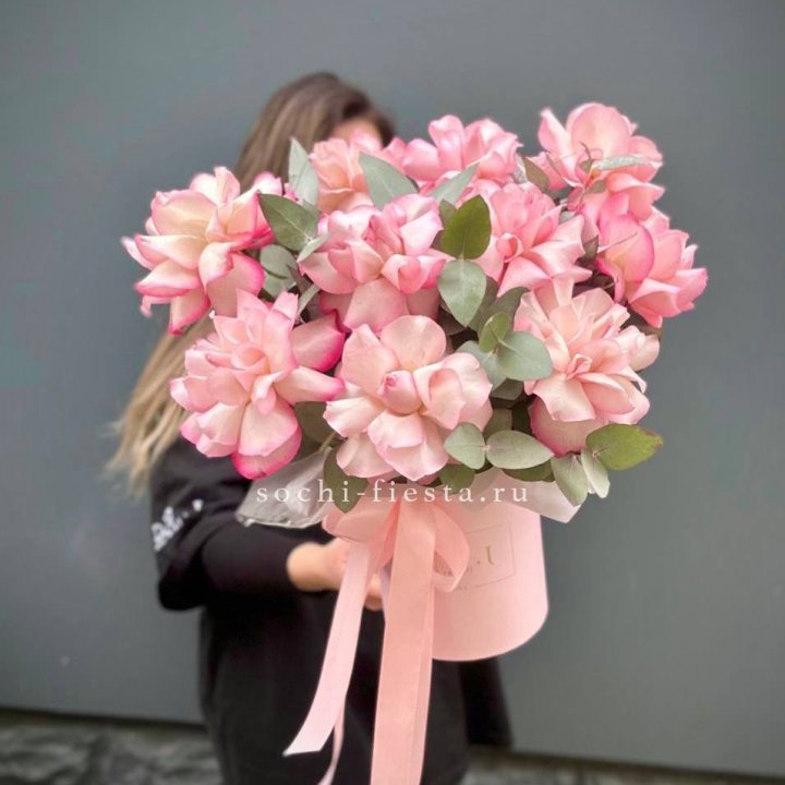 11 Фрунцузских роз "Венди" в Старом Осколе