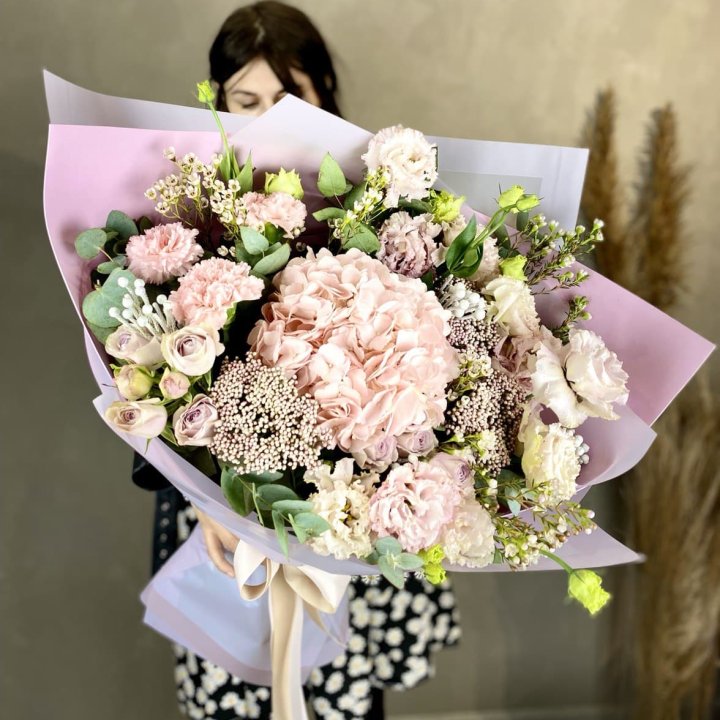 Дизайнерский букет "Трели кримс" в Старом Осколе