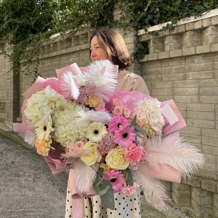 Дизайнерский букет "Валенсия" в Старом Осколе