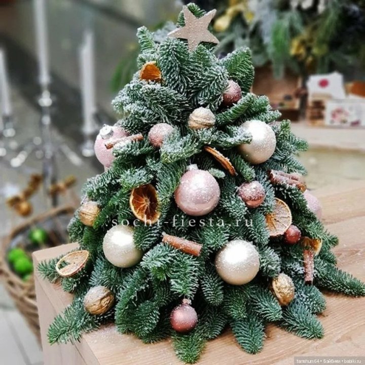 Новогодняя елочка "Блеск" в Старом Осколе