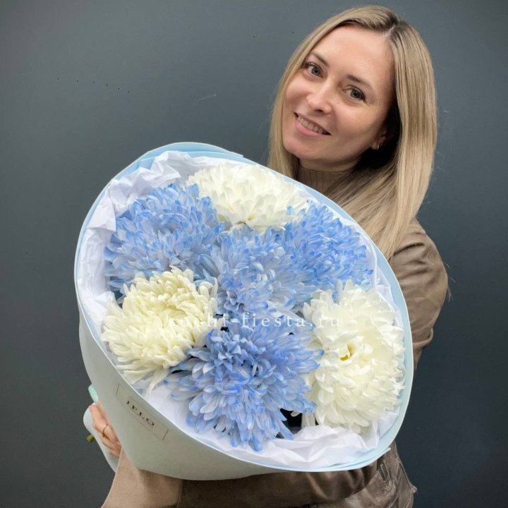 Букет из 7 хризантем  в Старом Осколе