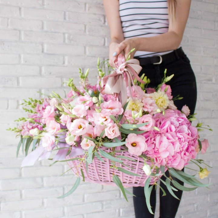 Авторская корзина №6 с доставкой в Старом Осколе