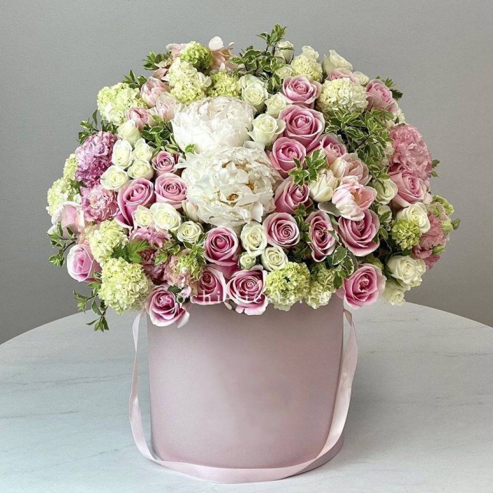 Цветочный бокс "Фантастик" в Старом Осколе