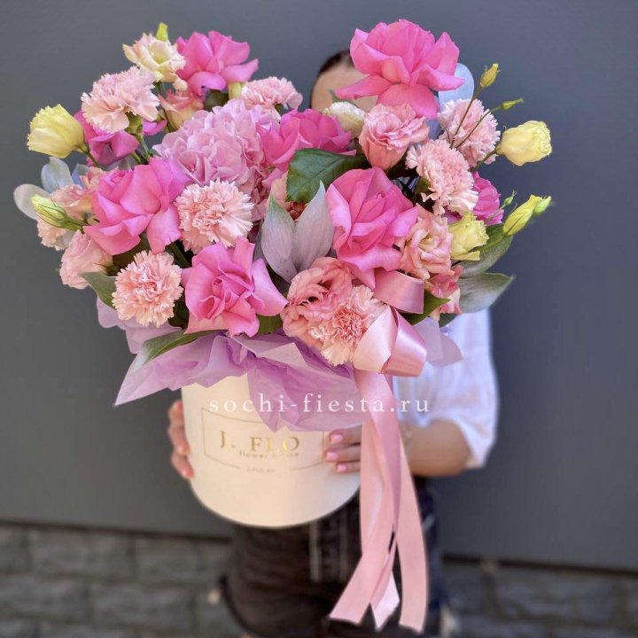 Цветочный бокс "Сальма" в Старом Осколе