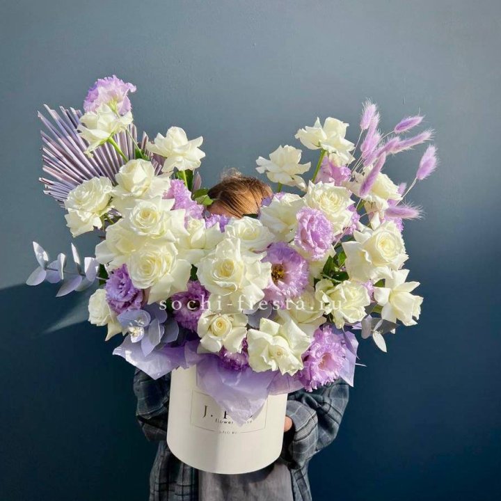 Цветочный бокс "Изабель" в Старом Осколе