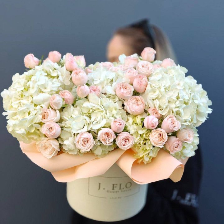 Дизайнерский бокс "Изабелла" в Старом Осколе