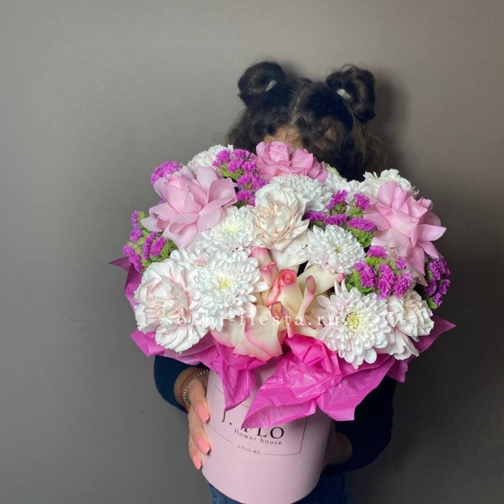  Бокс "Нежная яркость" в Старом Осколе