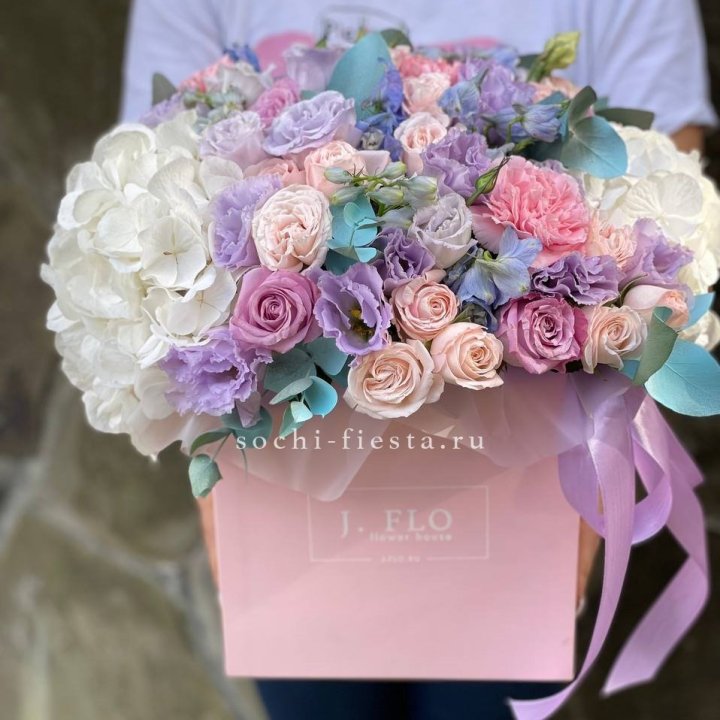 Цветочный бокс макси каб в Старом Осколе