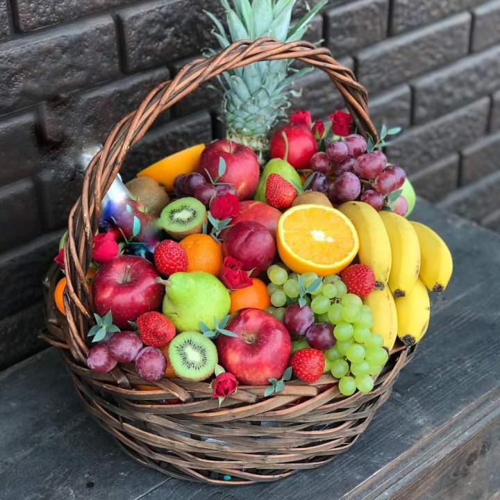 Фруктовая корзина №2 в Старом Осколе