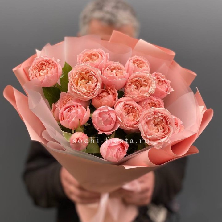 Букет комплимент из кустовых роз Джульетта в Старом Осколе