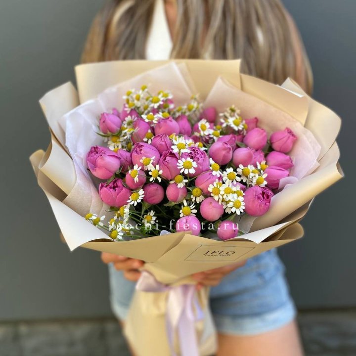 Дуобукет мисти с ромашками  в Старом Осколе