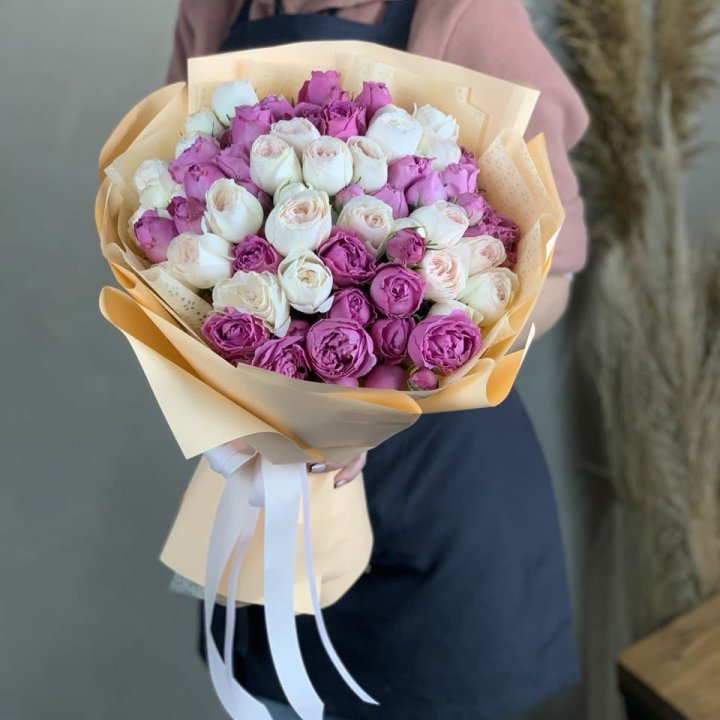 Букет кустовых роз Джулиана в Старом Осколе