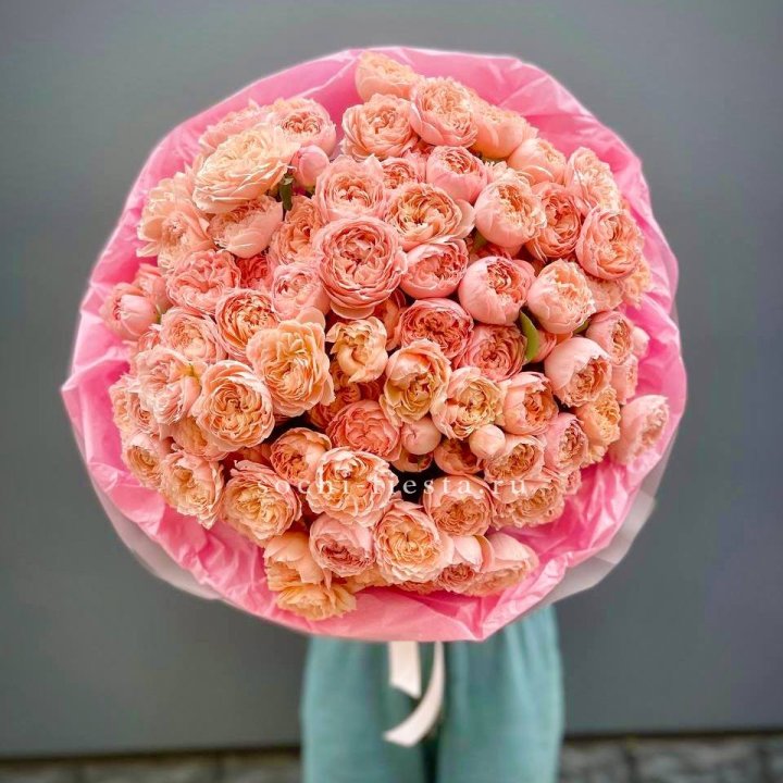 Букет кустовых пионовидных роз Джульетта "Принцесса" в Старом Осколе