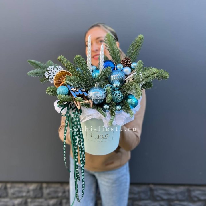 Композиция "Мери крисмас блю" в Старом Осколе