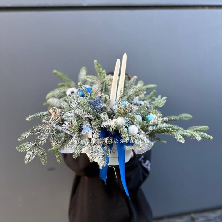 Новогодняя композиция в коробке  в Старом Осколе