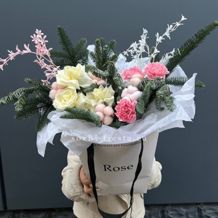 Цветочная сумка с нобилисом в Старом Осколе