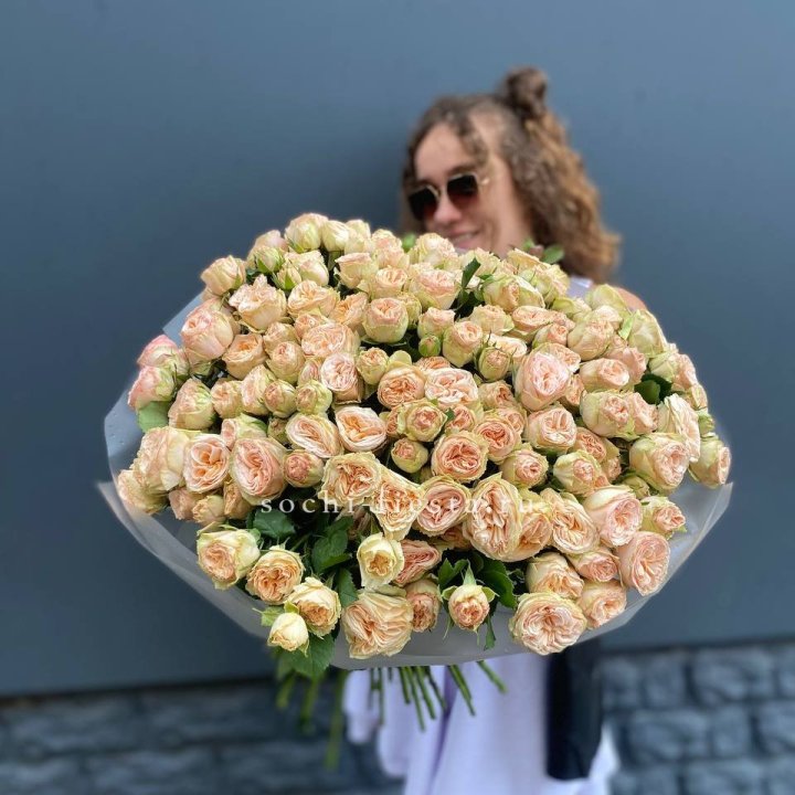 51 пионовидная роза в Старом Осколе