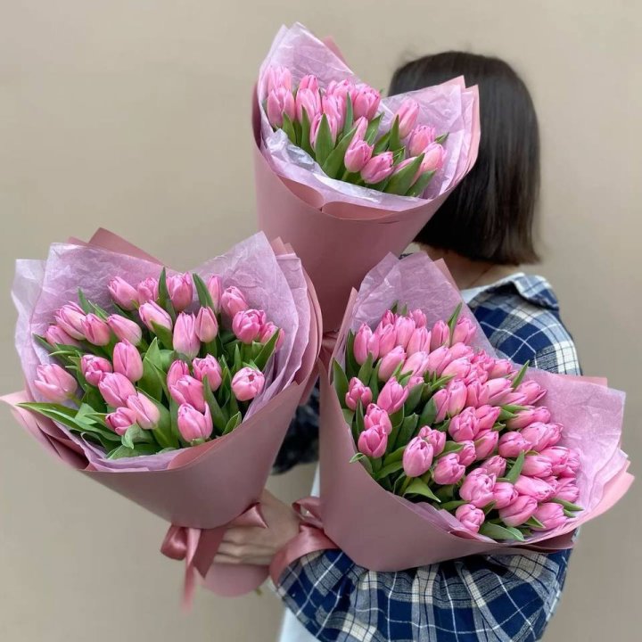 Букет розовых тюльпанов в Старом Осколе