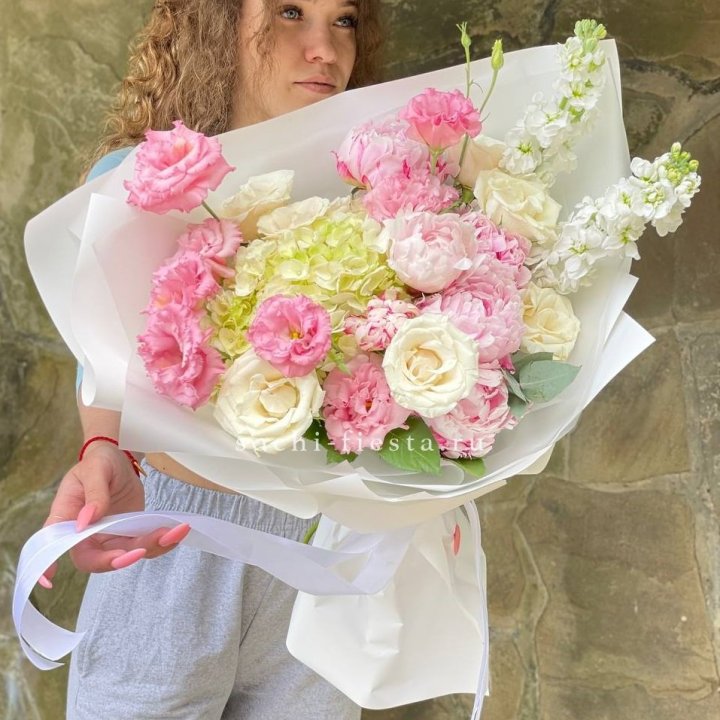 Букет с пионами №3 в Старом Осколе