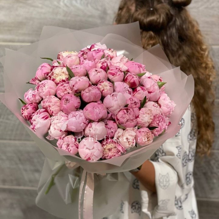 51 розовый пион в Старом Осколе