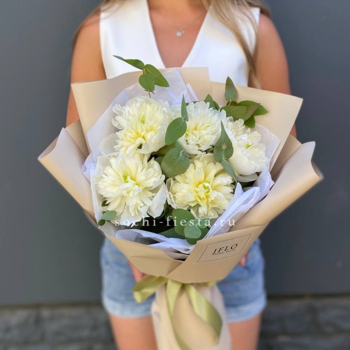  Букет белых пионов в Старом Осколе