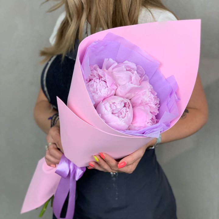 Букет пионов "Файв" в Старом Осколе