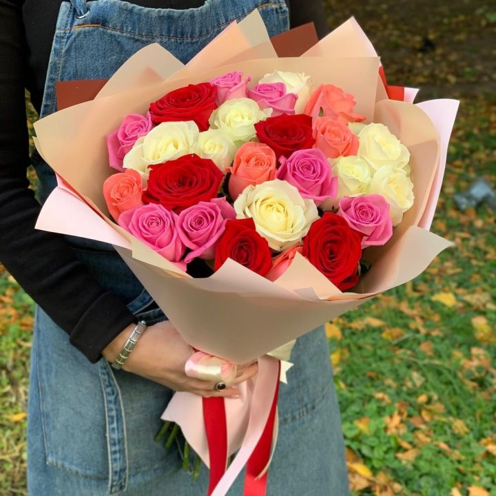 25 роз "Карусель" в Старом Осколе