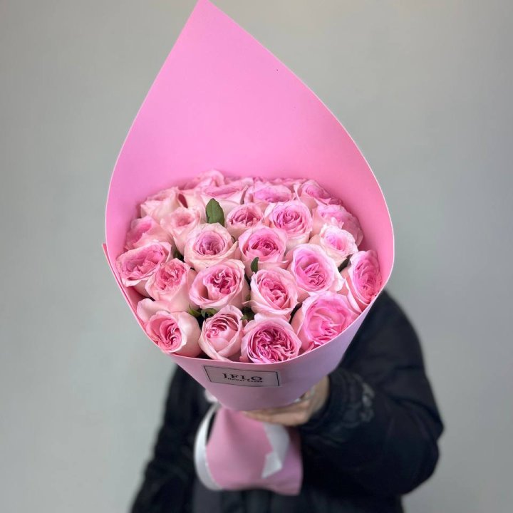 25 нежных роз в Старом Осколе