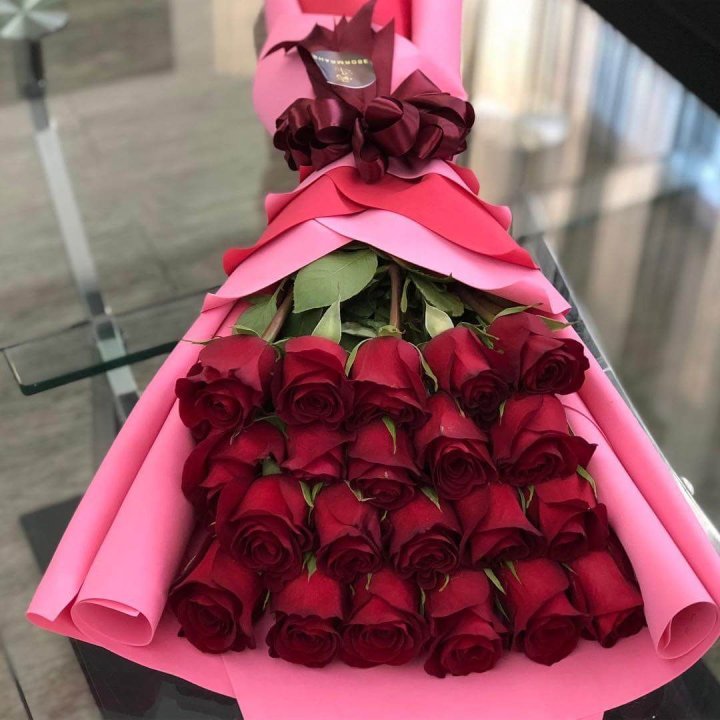 21 красная роза "Элеганс" в Старом Осколе