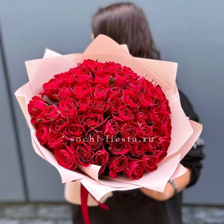 55 кенийских роз в Старом Осколе
