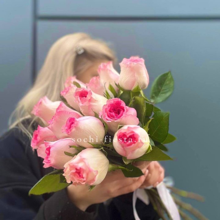 15 роз Мандала в Старом Осколе