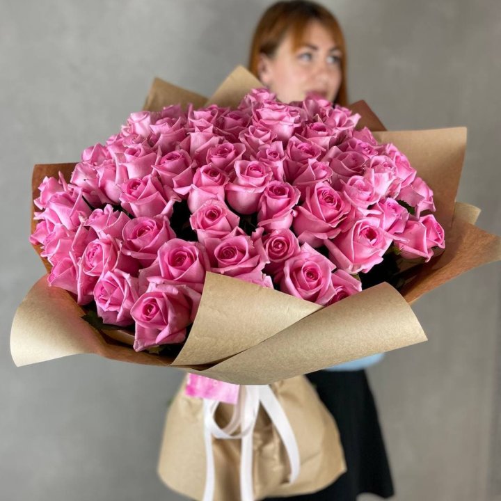 101 розовая роза в Старом Осколе