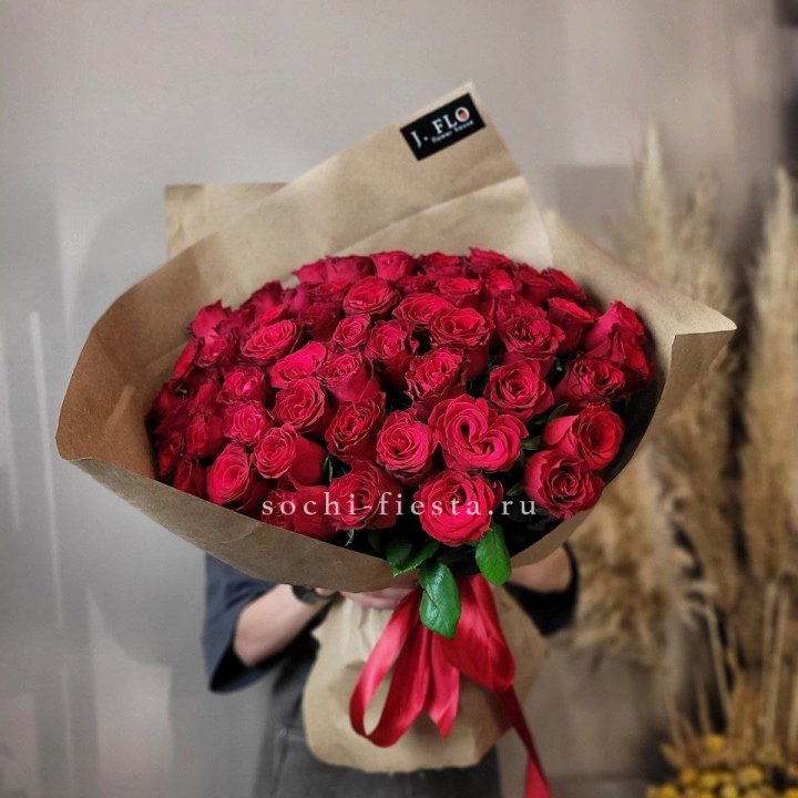 63 красных роз вайт в Старом Осколе