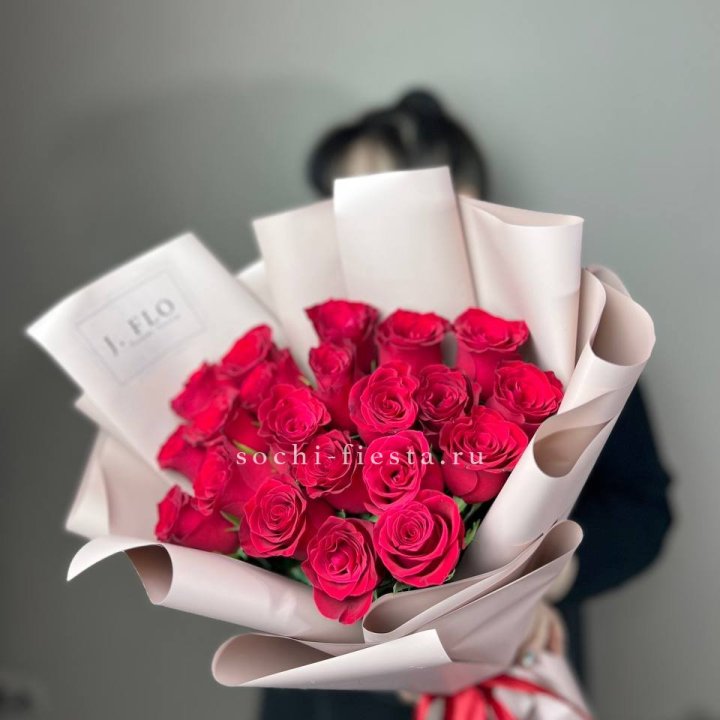 21 красная роза  в Старом Осколе